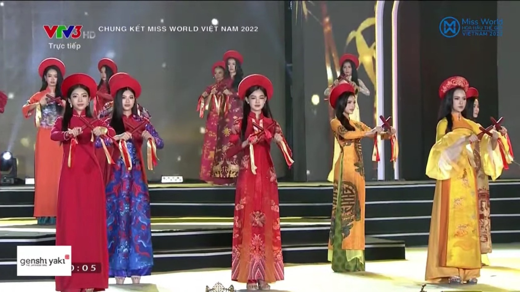 Trực tiếp Chung kết Miss World Vietnam 2022: Top 37 trình diễn áo dài - 6