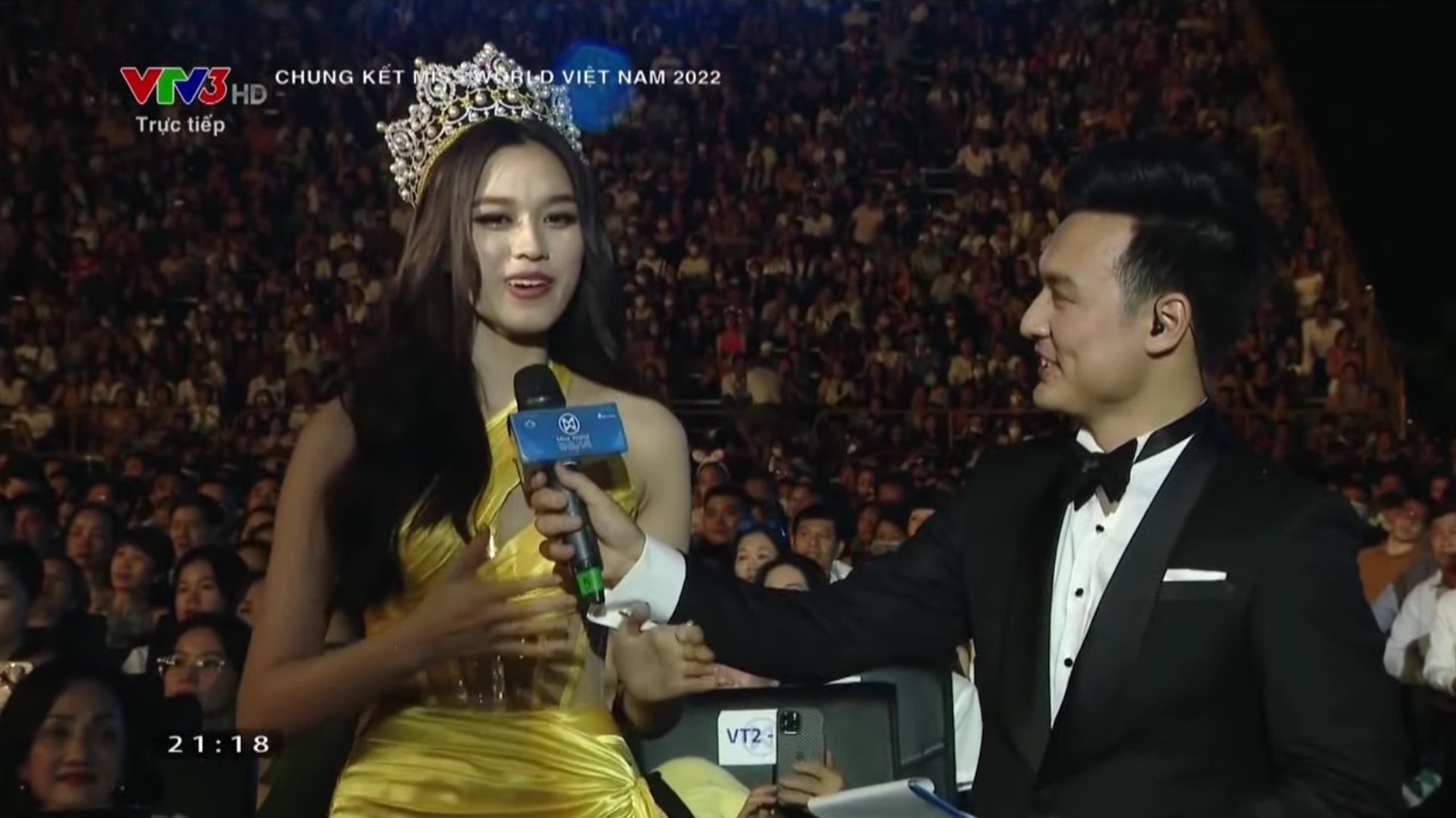 Trực tiếp Chung kết Miss World Vietnam 2022: Top 37 trình diễn áo dài - 1