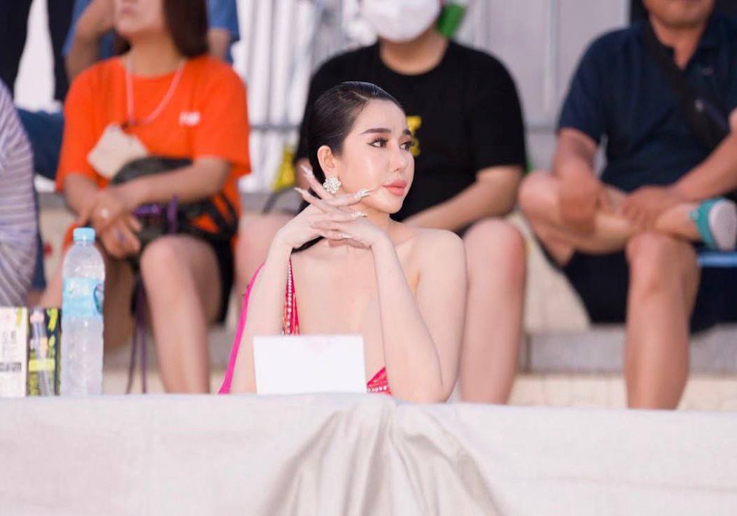 Hoa hậu phụ nữ Quốc tế Châu Hải My mặc kín nhưng vẫn gợi cảm - 3