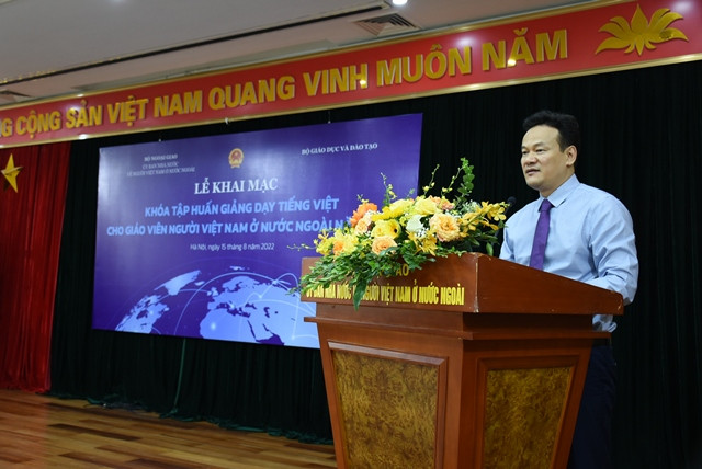 Khai mạc Khóa tập huấn giảng dạy Tiếng Việt cho giáo viên VNONN 2022 - ảnh 1