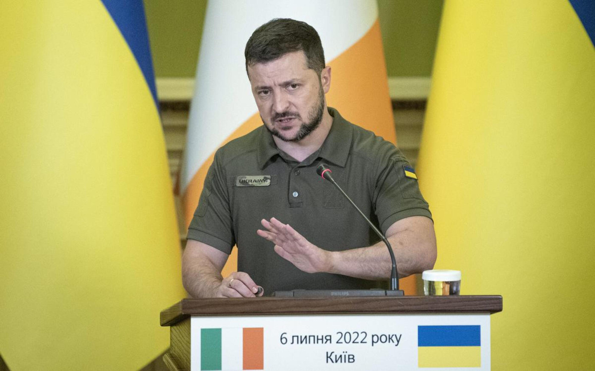Tổng thống Zelensky sa thải loạt lãnh đạo an ninh Ukraine - 1