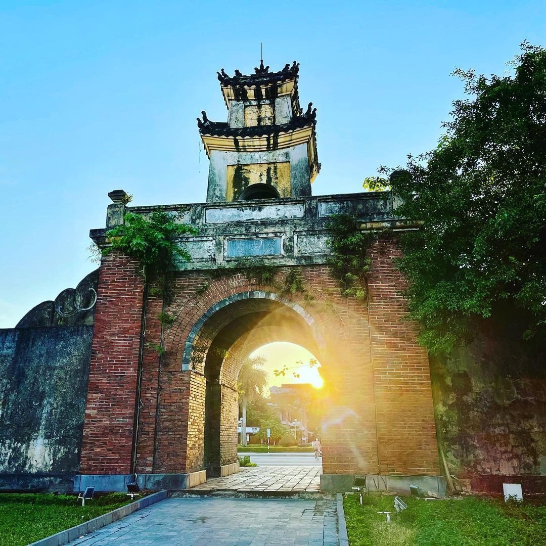 Ngắm tòa thành cổ gần 400 tuổi ở Quảng Bình từng vang danh cả nước một thời - 1