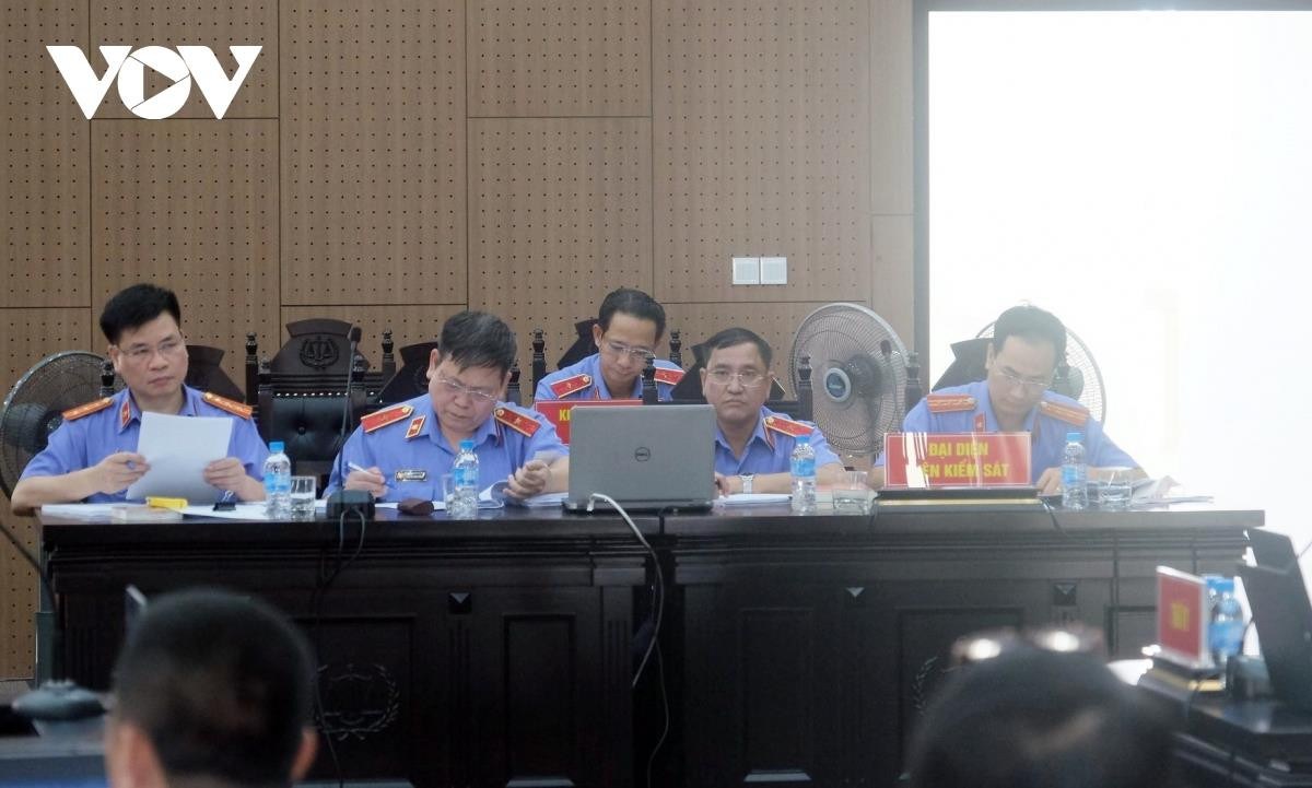 Cựu Bí thư Bình Dương Trần Văn Nam bị đề nghị mức án 9-10 năm tù giam - 2