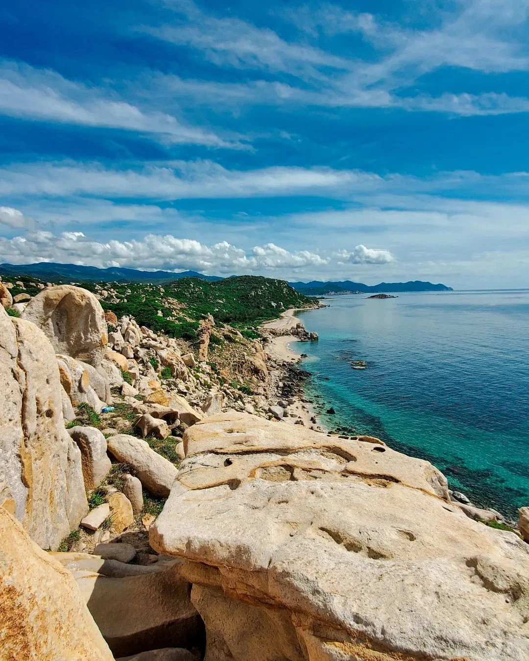 Khám phá ‘công viên đá’ triệu năm tuổi - nơi săn bình minh cực đẹp ở Ninh Thuận - 3