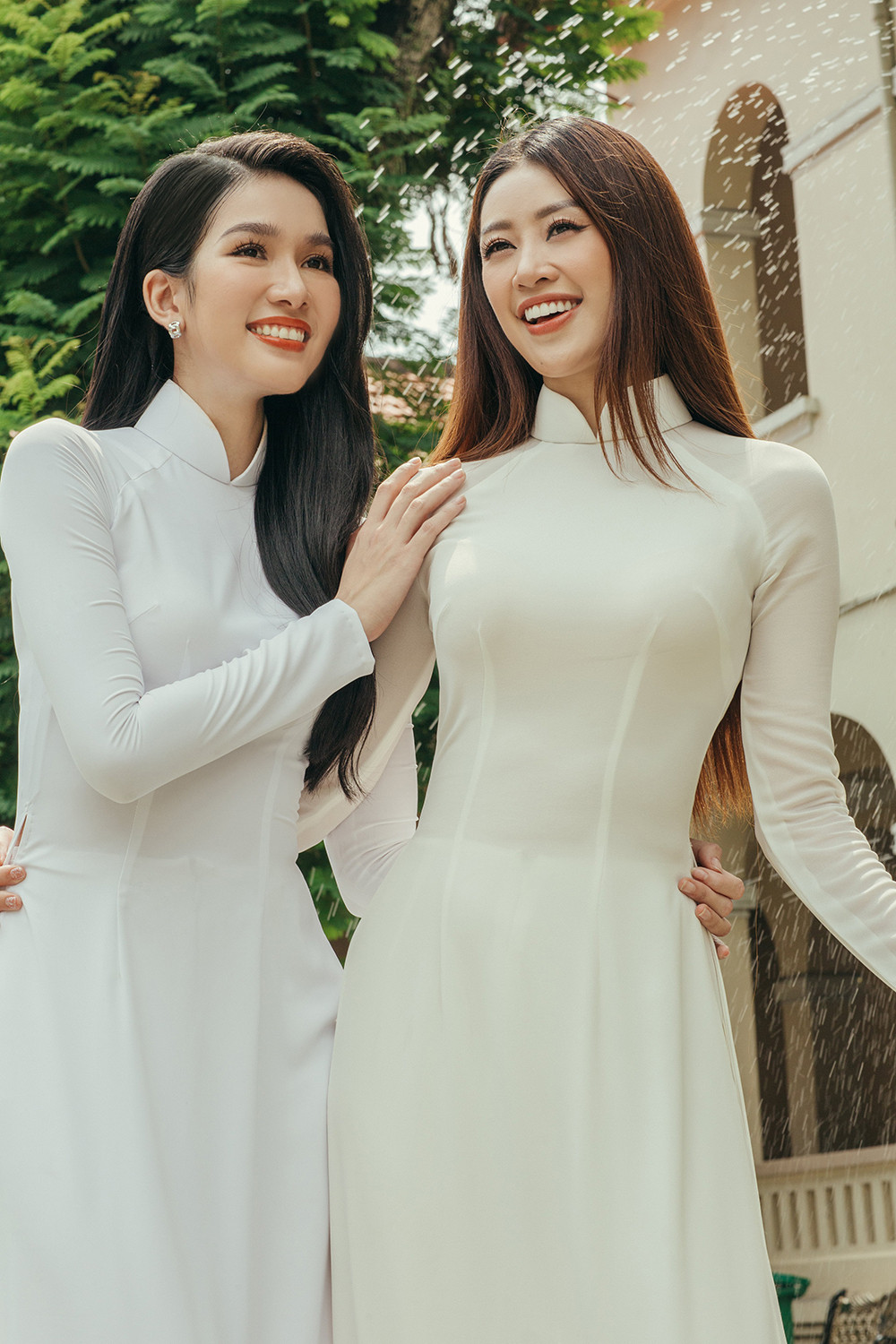 Mừng khai giảng, Khánh Vân, Phương Anh diện áo dài trắng tái hiện tuổi học trò - 1