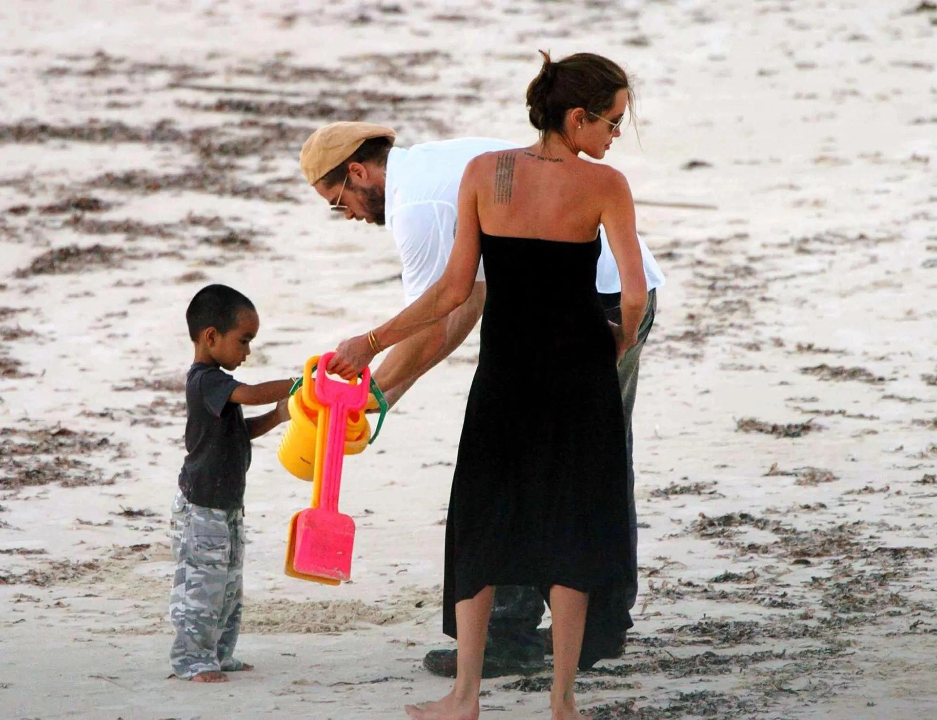 Ly hôn 6 năm, Angelina Jolie vẫn không ngừng hậm hực với Brad Pitt? - 2