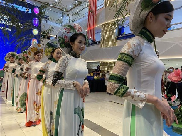 Nét văn hóa và du lịch Việt Nam gây ấn tượng tại sự kiện quảng bá văn hóa nghệ thuật Malaysia  - ảnh 1