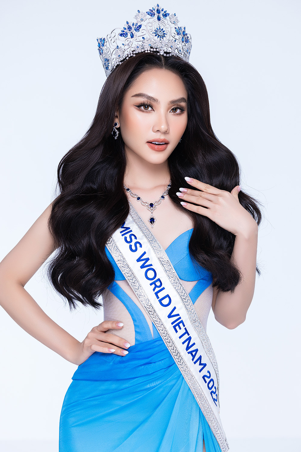 Top 3 Miss World Vietnam 2022 trưởng thành hơn sau 1 tháng đăng quang - 3