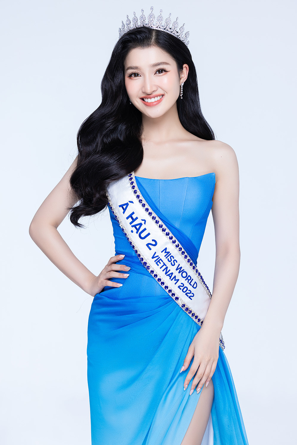 Top 3 Miss World Vietnam 2022 trưởng thành hơn sau 1 tháng đăng quang - 5
