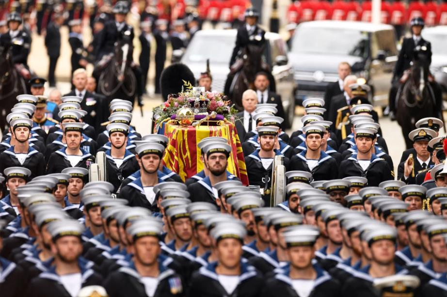 Những nghi thức đặc biệt trong lễ tang Nữ hoàng Elizabeth II - 3