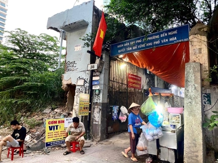 TP.HCM thu hồi hơn 6.000m2 'đất vàng' bị Vinafood 2 thâu tóm - 1