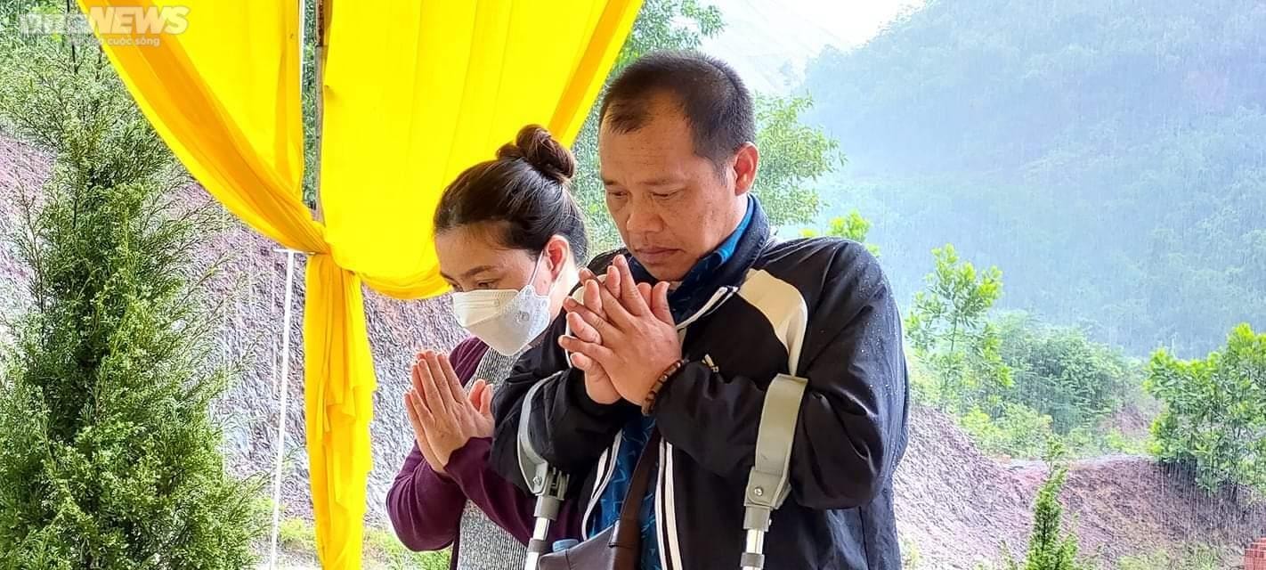 Gửi con đi chữa bệnh đau đớn nhận về hũ tro cốt: ‘Thầy Quang ác lắm mẹ ạ’ - 3