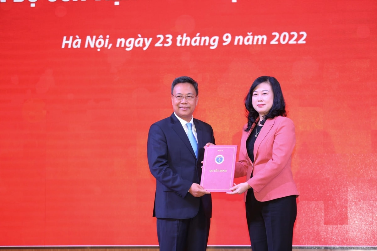 pgs.ts nguyen ha thanh giu chuc vien truong vien huyet hoc truyen mau tU hinh anh 2