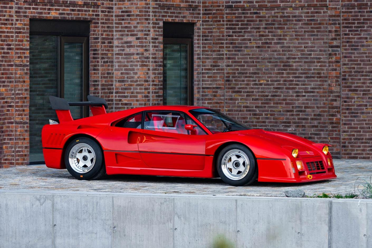 Siêu xe hàng hiếm Ferrari 288 GTO Evoluzione được bán đấu giá - 3