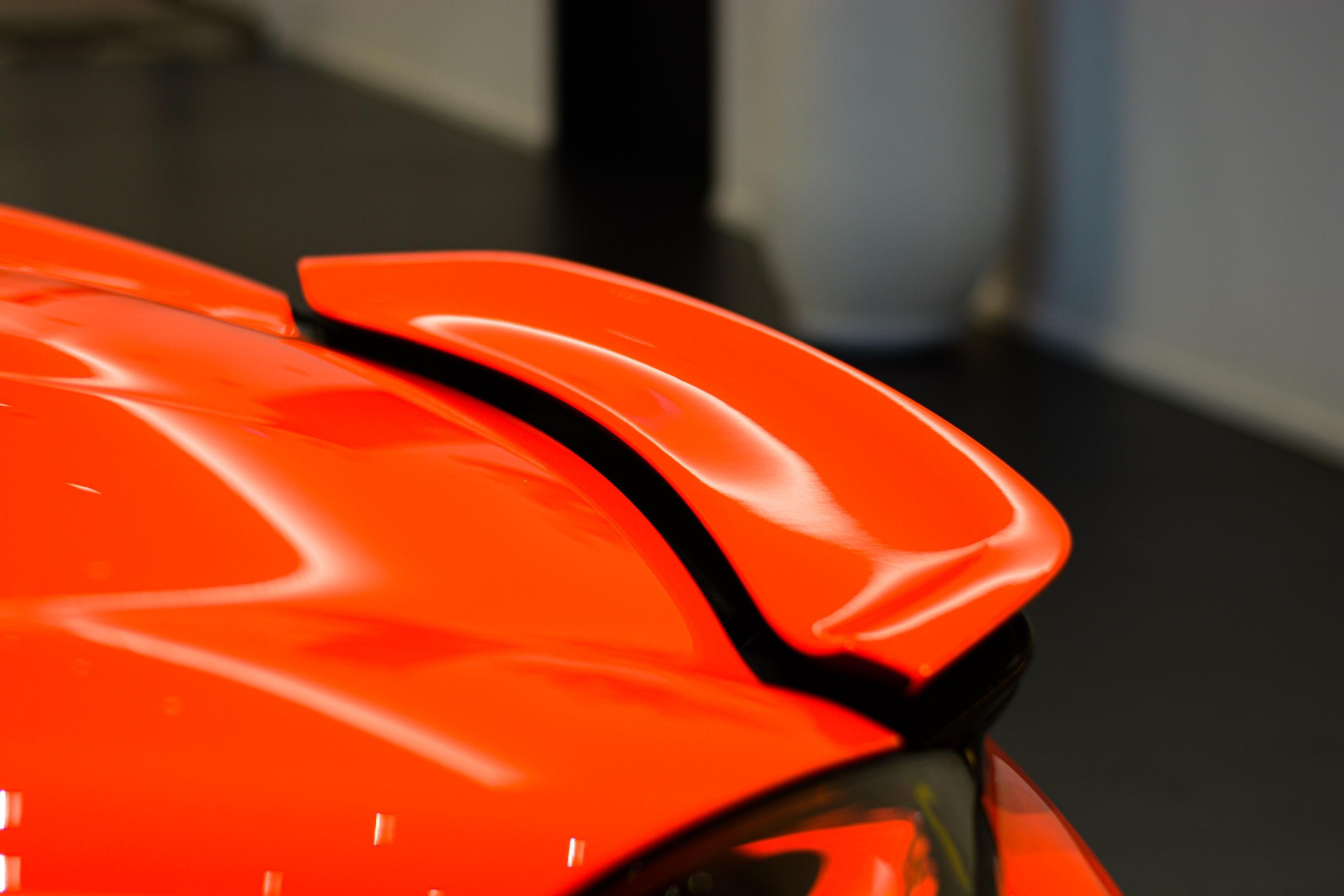 Porsche 718 Boxster T với gói nâng cấp trị giá hơn 900 triệu đồng - 12