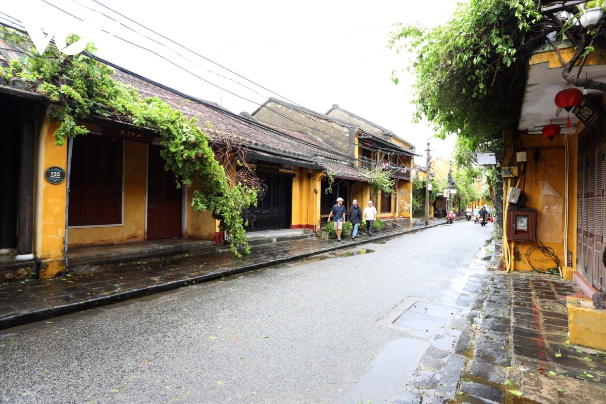 chủ nhân di tích hội an thở phào nhẹ nhõm sau bão số 4 hình ảnh 6 chu nhan di tich hoi an tho phao nhe nhom sau bao so 4 hinh anh 6