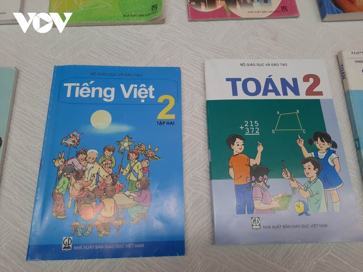 sach giao khoa viet nam qua cac thoi ky thay doi the nao hinh anh 10