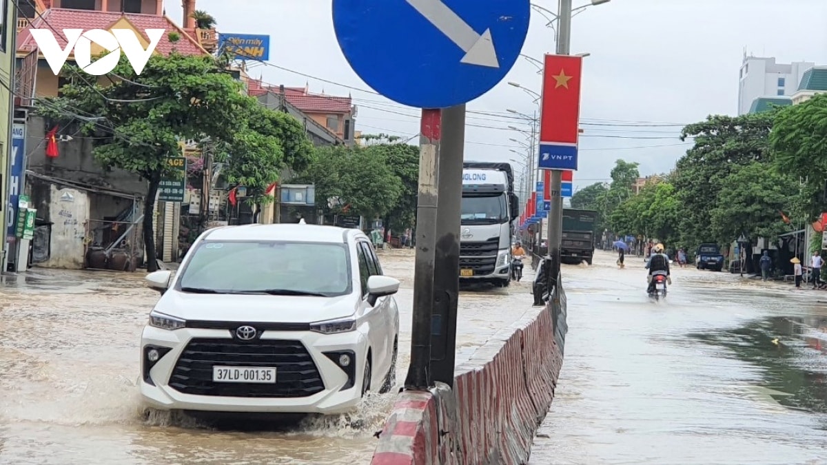 hinh anh thi xa hoang mai, nghe an bi ngap nang do lu hinh anh 1