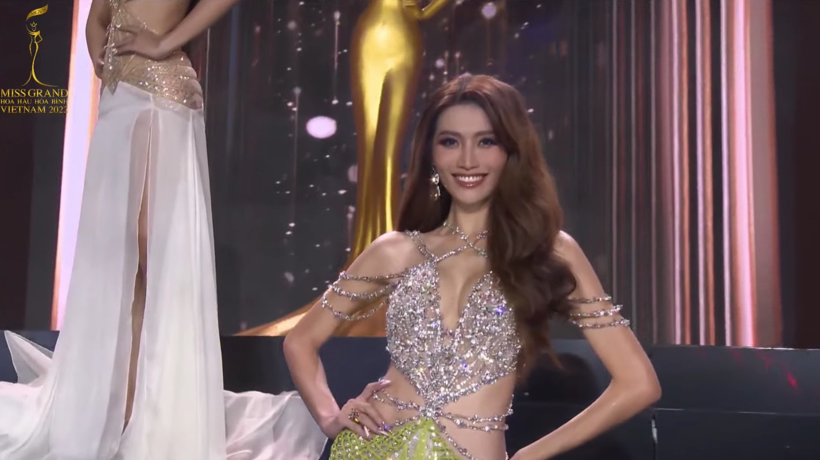 Đoàn Thiên Ân đăng quang Miss Grand Vietnam - Hoa hậu Hòa bình Việt Nam 2022 - 16