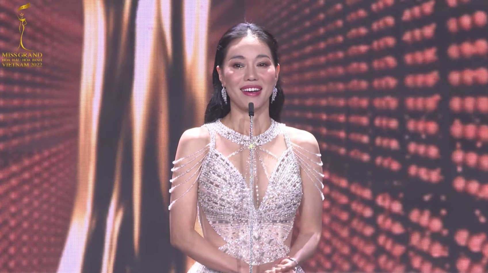Đoàn Thiên Ân đăng quang Miss Grand Vietnam - Hoa hậu Hòa bình Việt Nam 2022 - 29