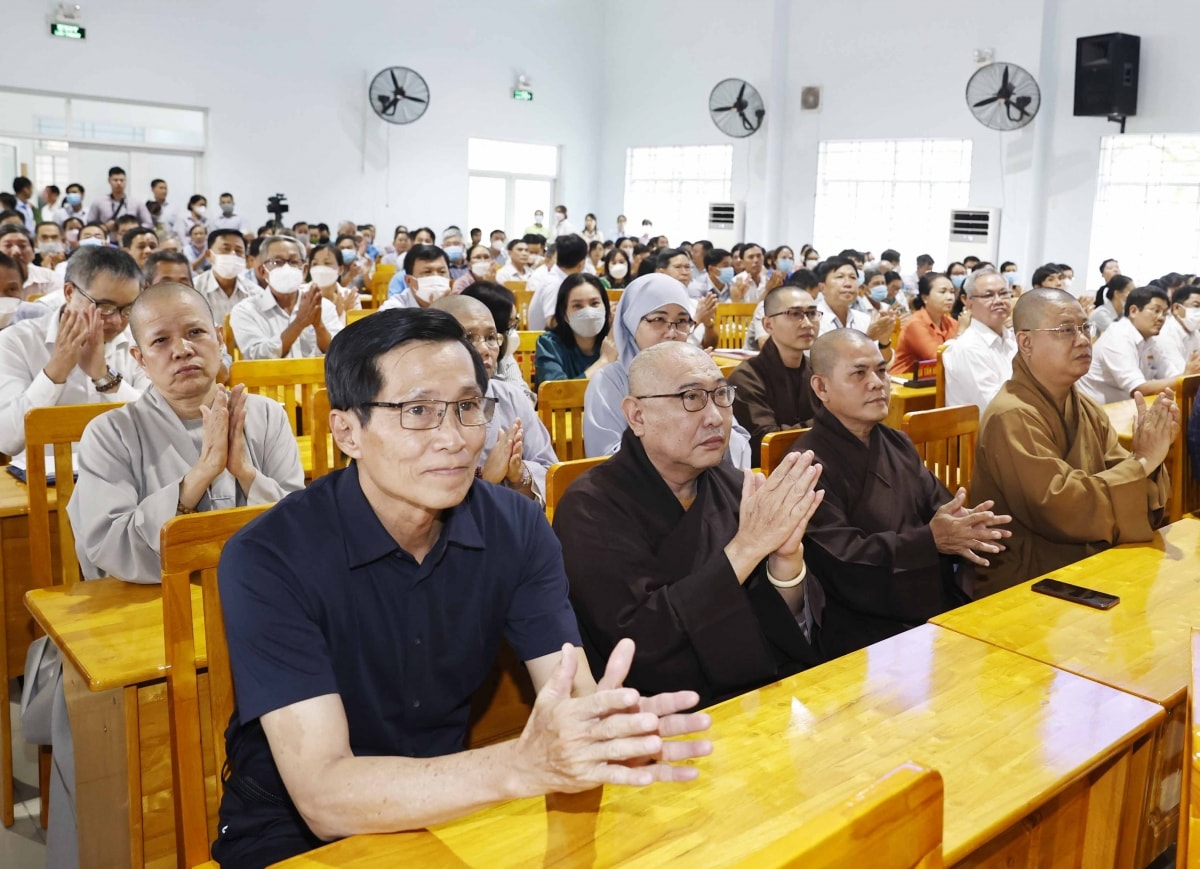 chủ tịch nước tiếp thu, giải đáp nhiều vấn đề nóng cử tri tp.hcm quan tâm hình ảnh 6 chu tich nuoc tiep thu, giai dap nhieu van de nong cu tri tp.hcm quan tam hinh anh 6