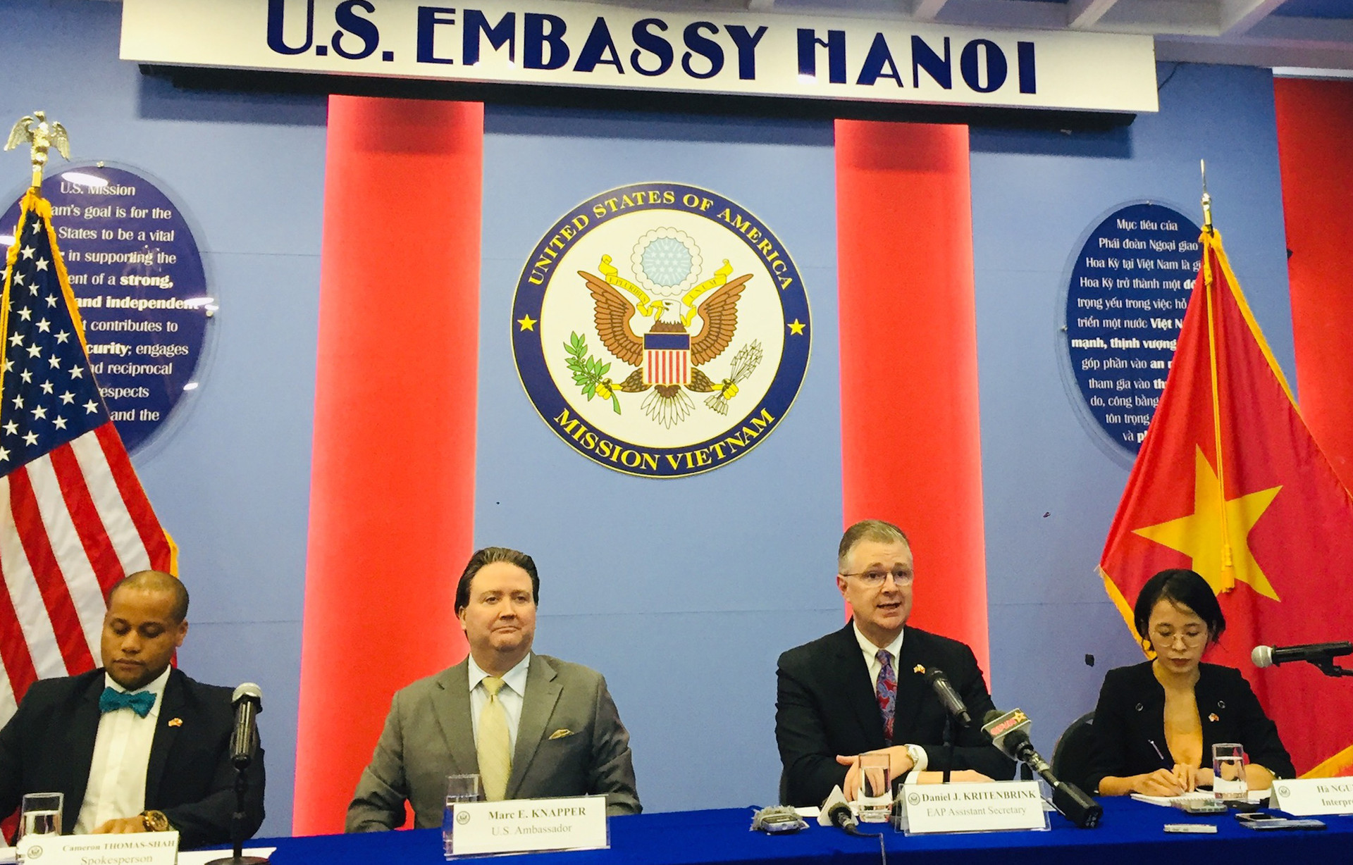 Trợ lý Ngoại trưởng Mỹ: Quan hệ đối tác toàn diện Việt-Mỹ phát triển mạnh mẽ - 1