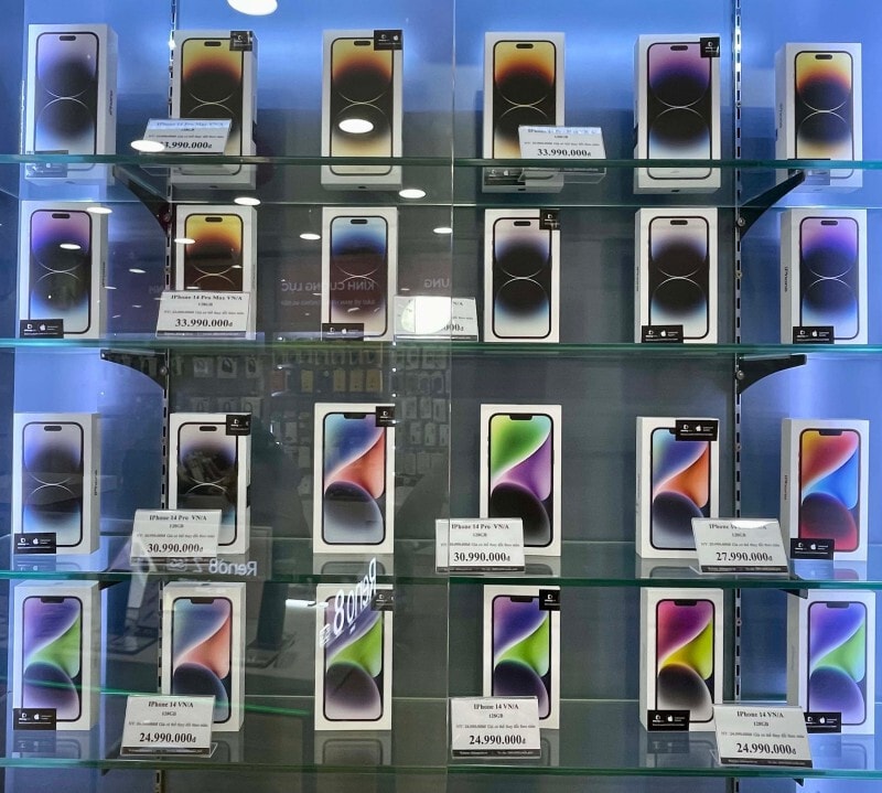 Chênh lệch giá iPhone 14 Pro chính hãng tại Việt Nam - 1