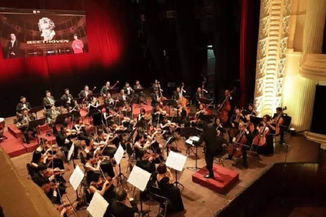 Liên hoan âm nhạc cổ điển quốc tế lần thứ nhất - 'bữa đại tiệc' nhạc giao hưởng - 1