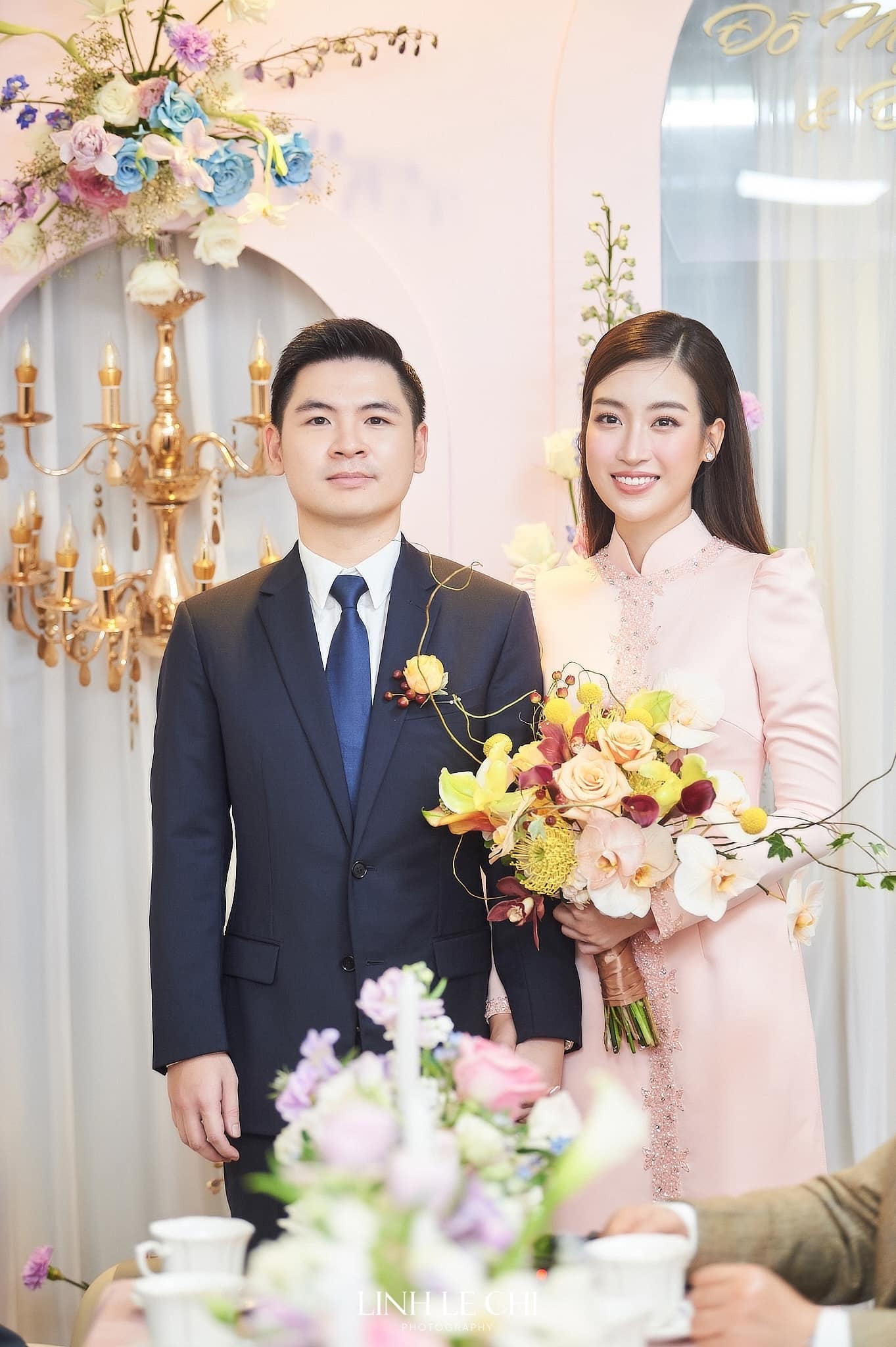 Hoa hậu Đỗ Mỹ Linh bật khóc trong lễ cưới - 6
