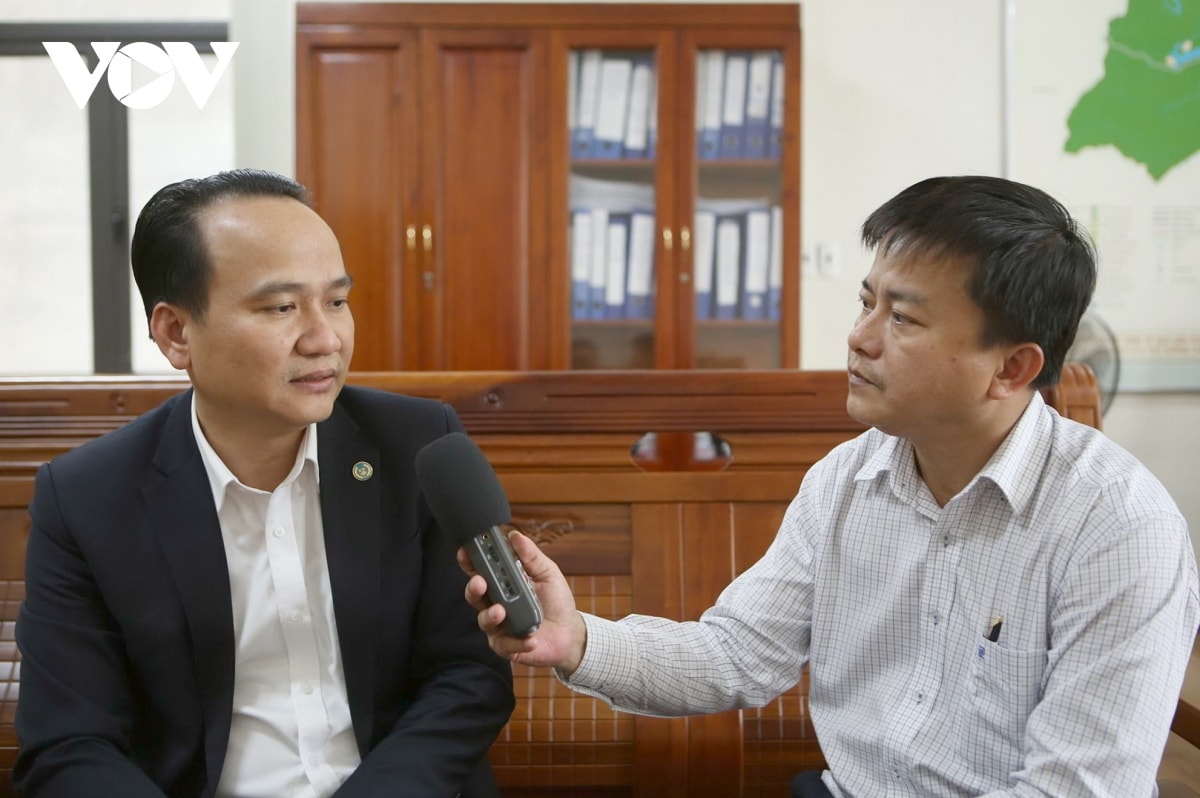 Đảng viên kém, chi bộ kém là những khâu yếu của Đảng hình ảnh 3 Dang vien kem, chi bo kem la nhung khau yeu cua Dang hinh anh 3