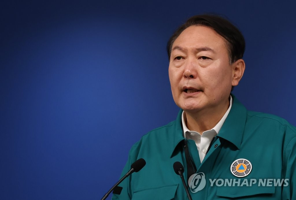 Tổng thống Hàn Quốc nổi giận trước phản ứng của cảnh sát trong thảm kịch Itaewon - 1