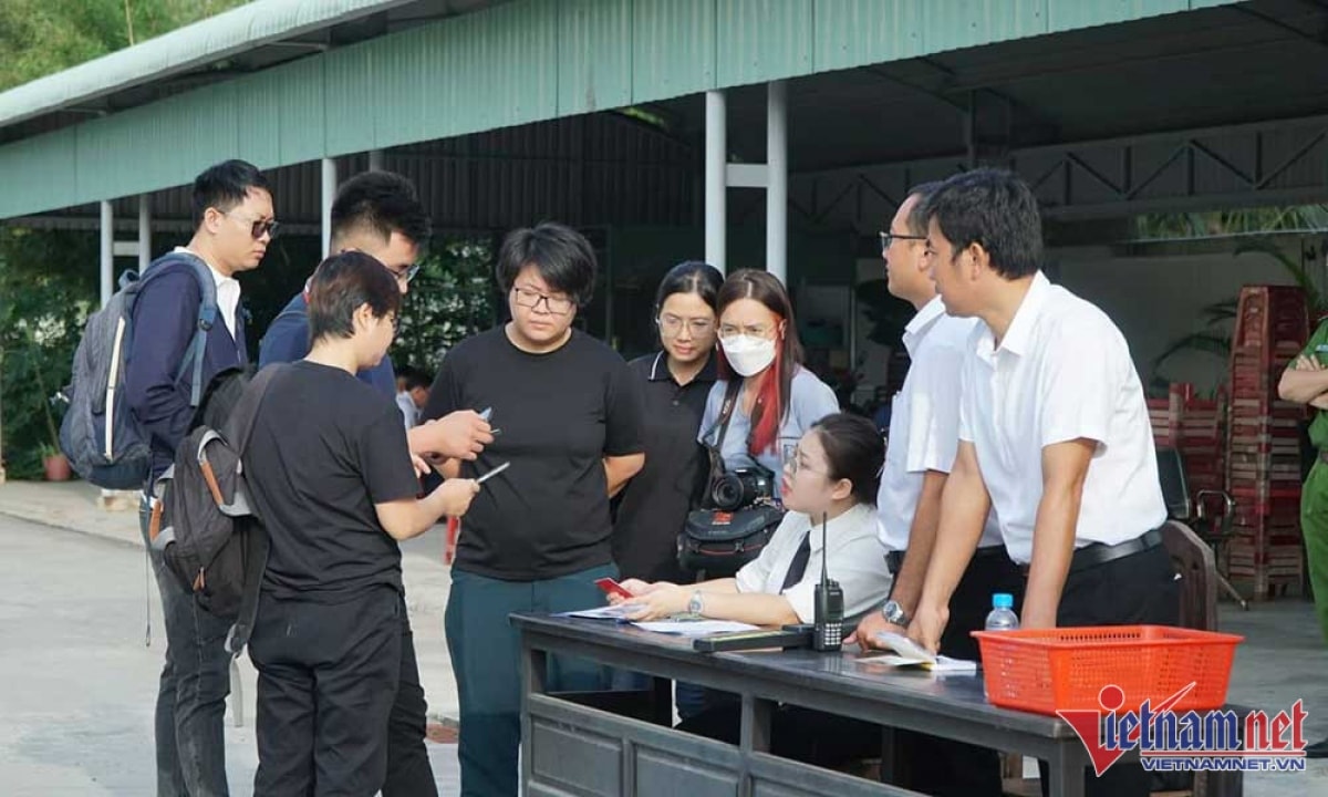 vụ tịnh thất bồng lai Ông lê tùng vân không có mặt tại phiên xét xử hình ảnh 2 vu tinh that bong lai Ong le tung van khong co mat tai phien xet xu hinh anh 2