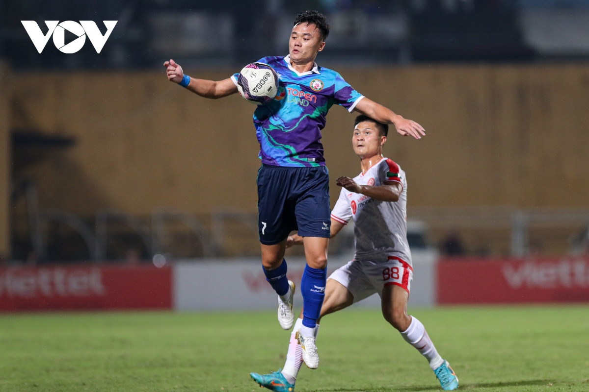 truc tiep viettel fc 0-0 binh Dinh van lam cuu thua tuyet voi hinh anh 5