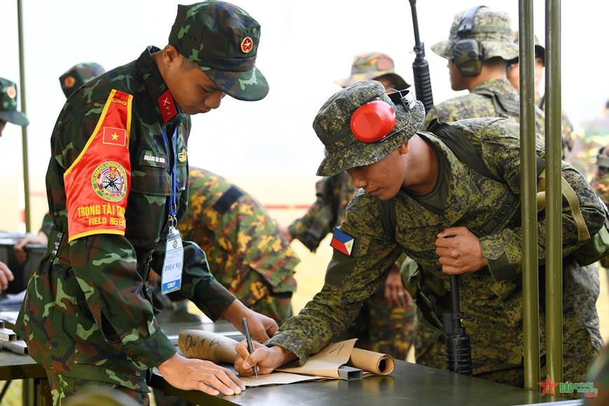 Ngày tranh tài bắn súng đầu tiên của các xạ thủ ASEAN tại AARM-30 - 1