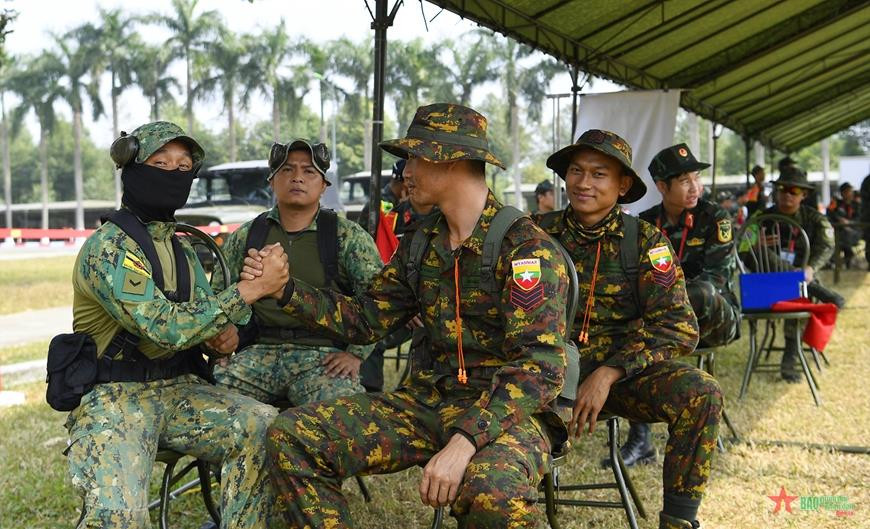 Ngày tranh tài bắn súng đầu tiên của các xạ thủ ASEAN tại AARM-30 - 12