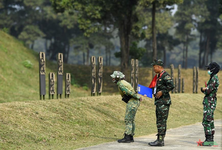 Ngày tranh tài bắn súng đầu tiên của các xạ thủ ASEAN tại AARM-30 - 7