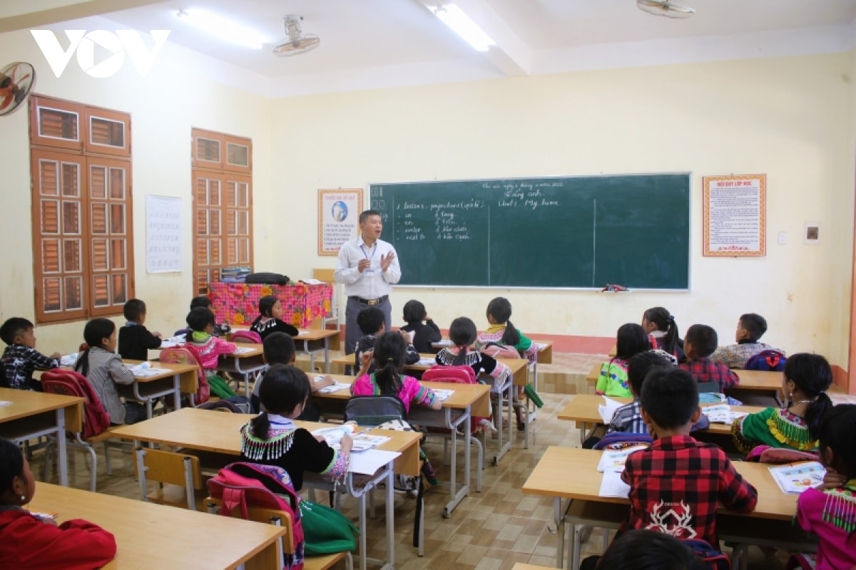 dạy tiếng anh cho học sinh vùng sâu huyện sông mã - sơn la hình ảnh 3 day tieng anh cho hoc sinh vung sau huyen song ma - son la hinh anh 3