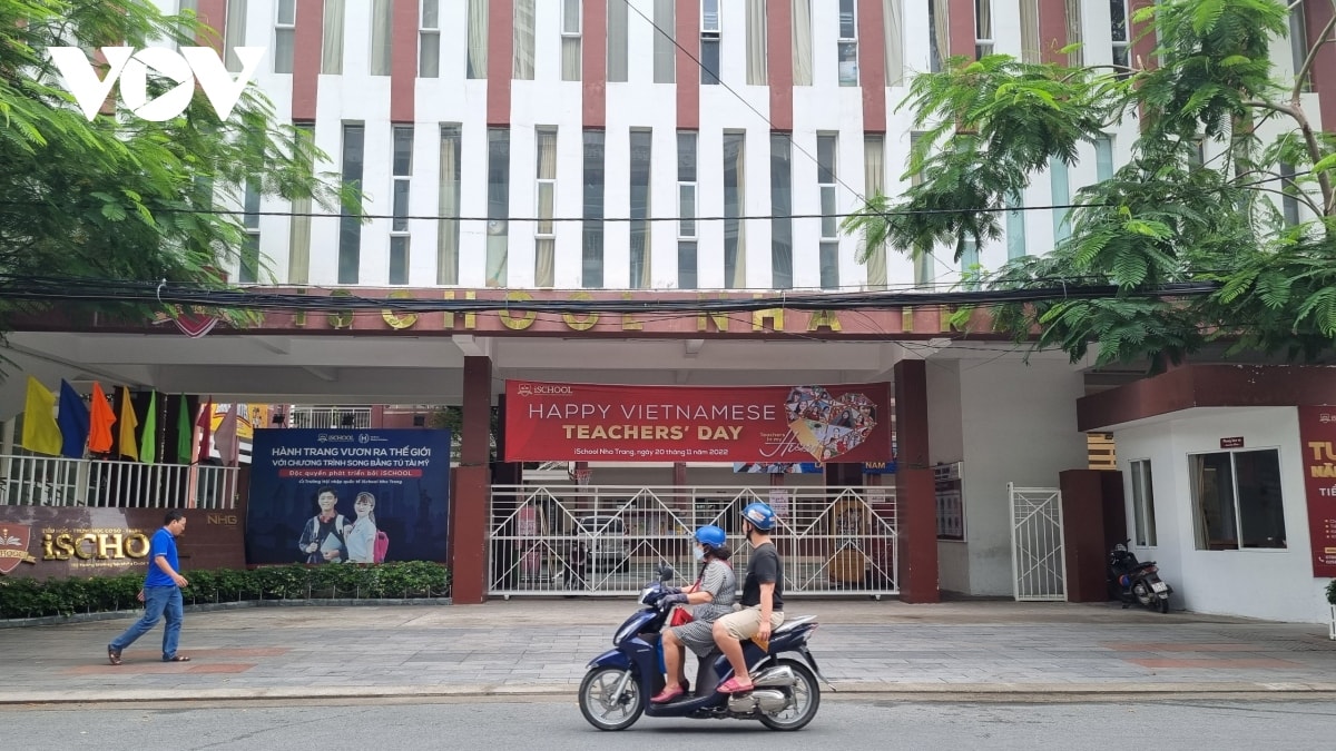 hàng trăm học sinh trường ischool nha trang ngộ độc một em tử vong hình ảnh 2 hang tram hoc sinh truong ischool nha trang ngo doc mot em tu vong hinh anh 2