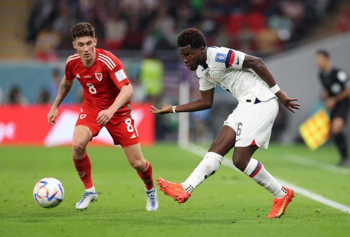 gareth bale ghi ban ra mat world cup, Dt xu wales thoat thua Dt my hinh anh 5