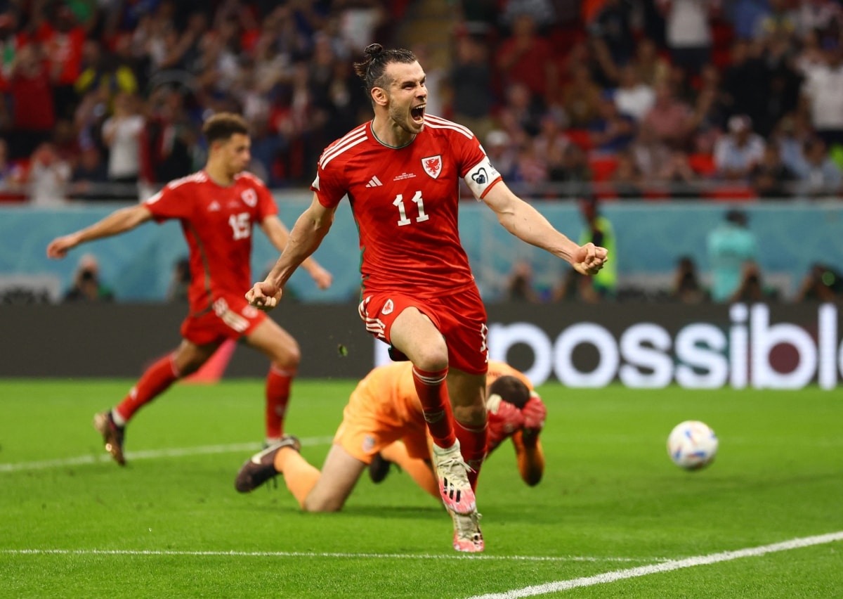 gareth bale ghi ban ra mat world cup, Dt xu wales thoat thua Dt my hinh anh 10