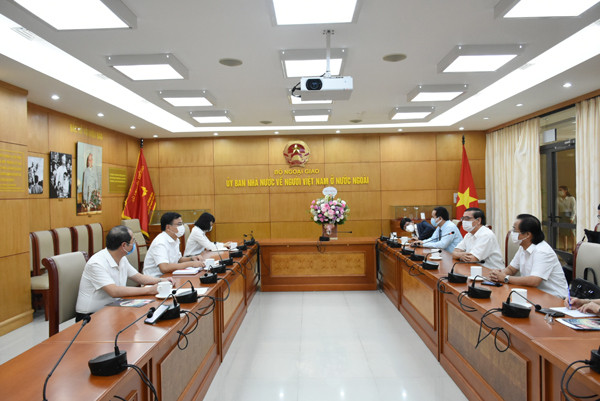 Đổi mới phương thức lãnh đạo của Đảng đối với các hội đoàn người Việt Nam ở nước ngoài - ảnh 1