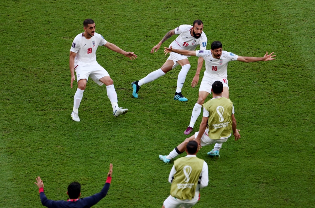 gareth bale mo nhat, iran thang xu wales trong tran cau dien ro hinh anh 11