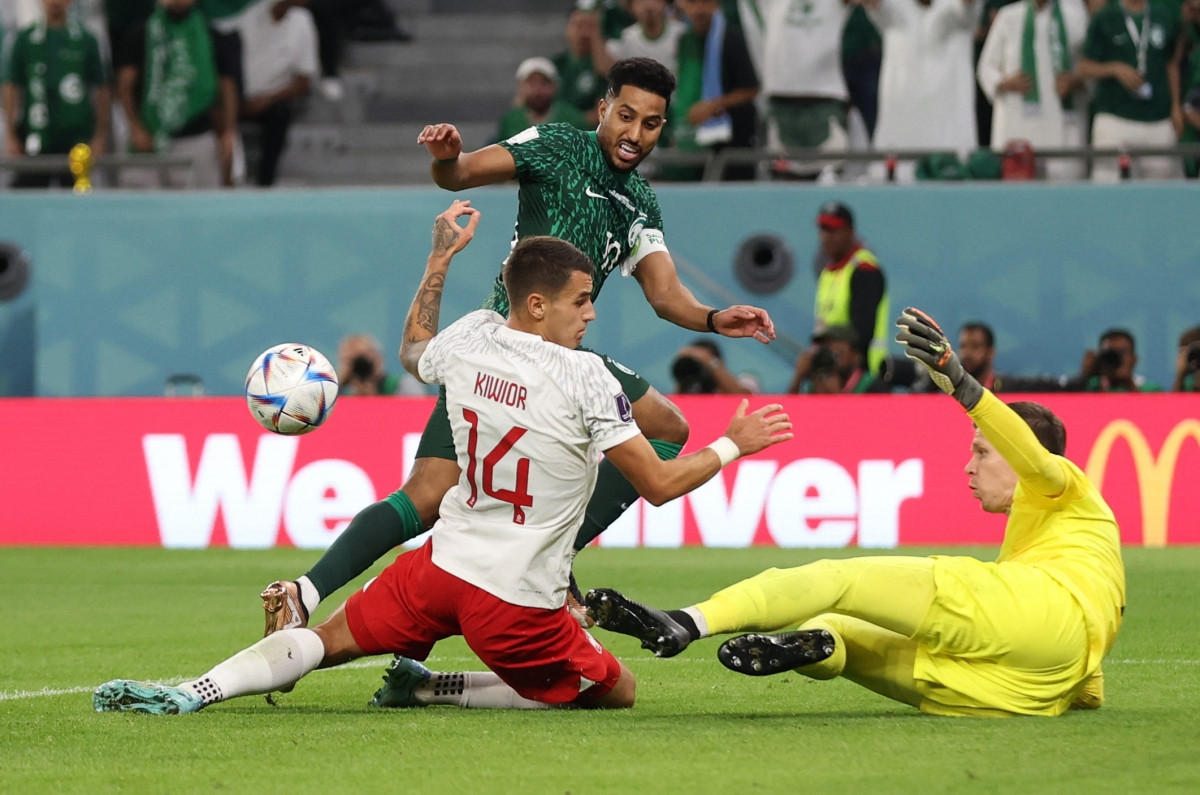 trUc tiEp ba lan 2-0 saudi arabia lewandowski lan dau ghi ban o world cup hinh anh 6