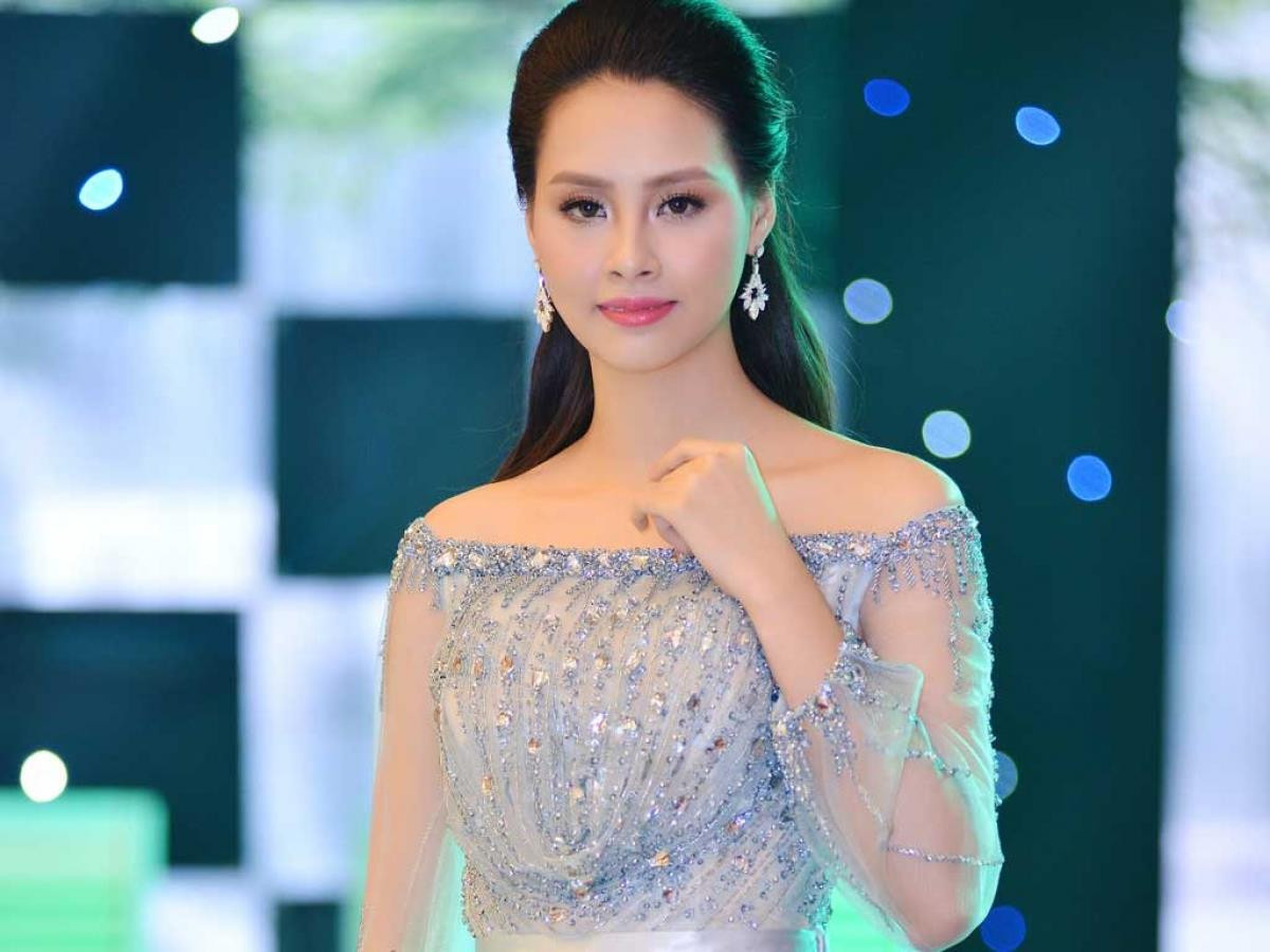 Sau 12 năm đăng quang, Top 3 Hoa hậu Việt Nam 2010 giờ ra sao - 7