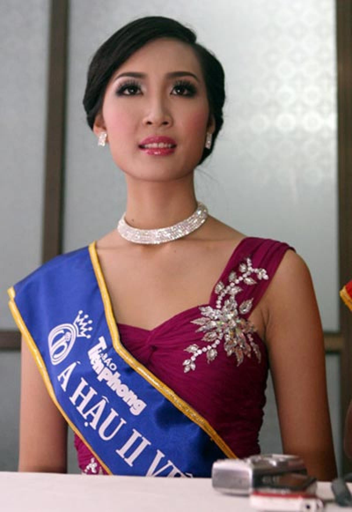 Sau 12 năm đăng quang, Top 3 Hoa hậu Việt Nam 2010 giờ ra sao - 6