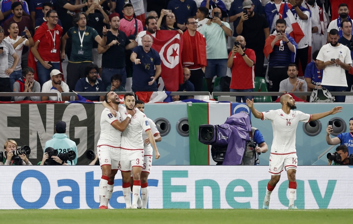 Danh bai DkvD phap, tunisia van dung buoc o vong bang world cup 2022 hinh anh 4