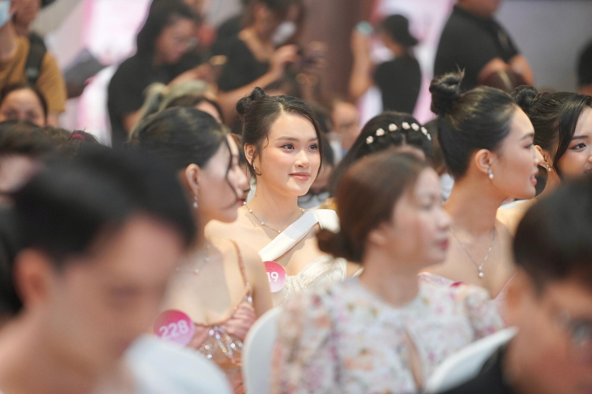 Ảnh chụp cận mặt xinh hút hồn của Top 35 Hoa hậu Việt Nam 2022 - 3