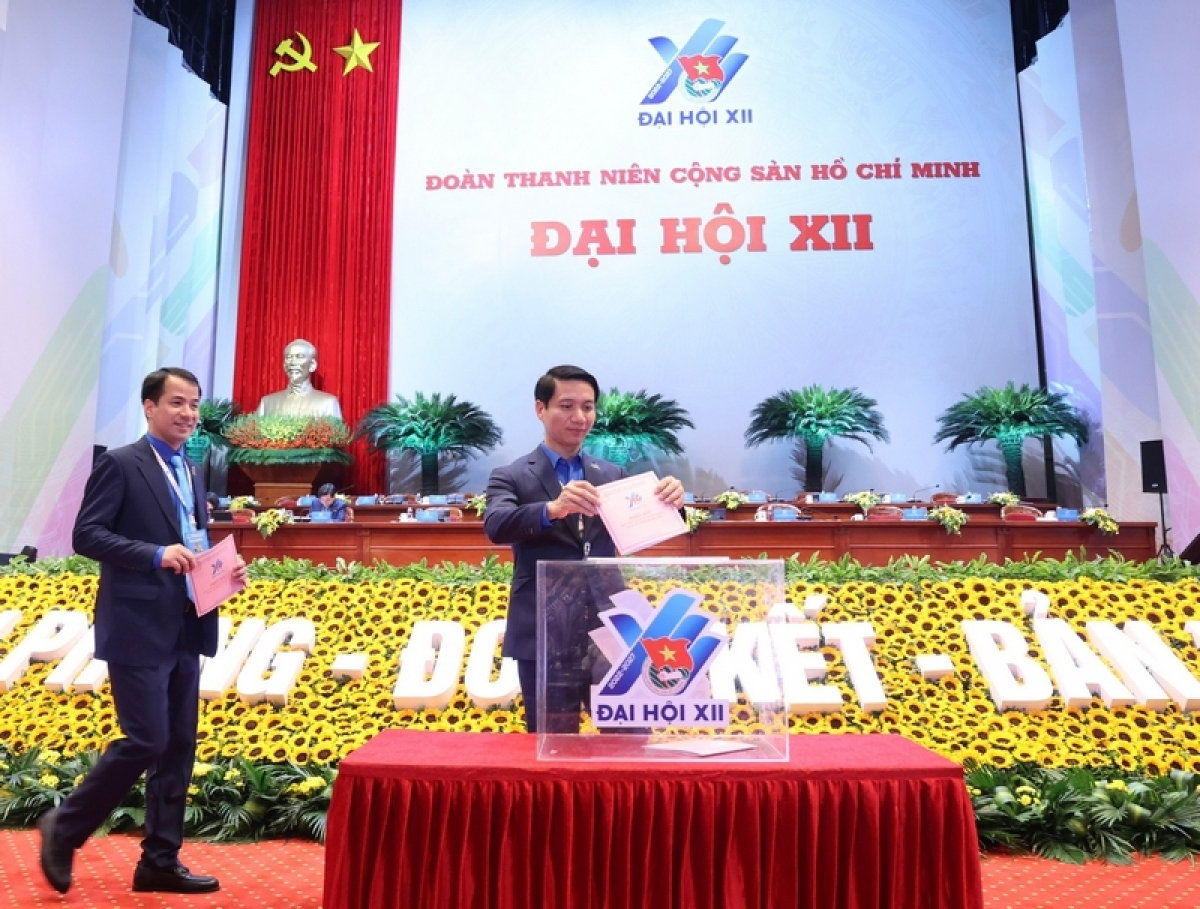 toan canh Dai hoi Doan toan quoc lan thu xii hinh anh 12