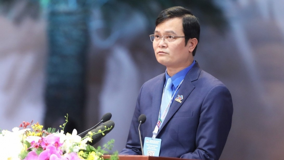 Ong bui quang huy tai dac cu bi thu thu nhat trung uong Doan khoa xii hinh anh 1