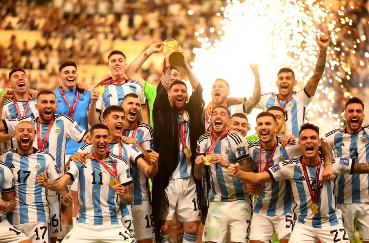 Đây là tâm thư của Messi sau khi đội tuyển Argentina giành được chức vô địch. Hãy xem hình ảnh liên quan để đọc và cảm nhận sự phấn khích của cầu thủ nổi tiếng này.